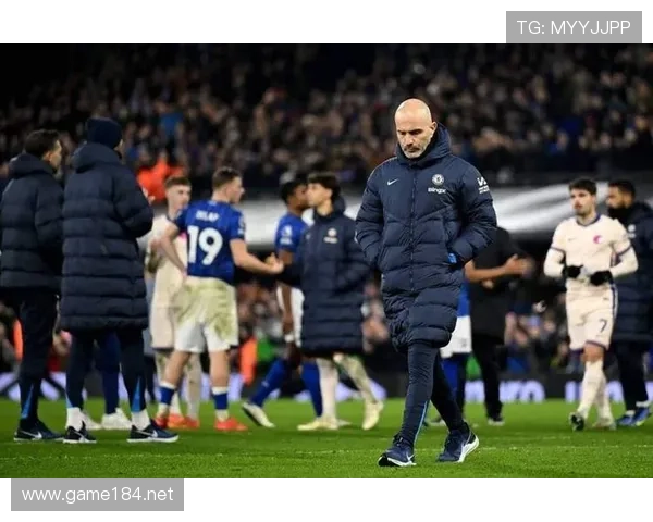 切尔西中场配置难以形成真正控制力，当前赛季表现波动逐步反映稳定性面临考验