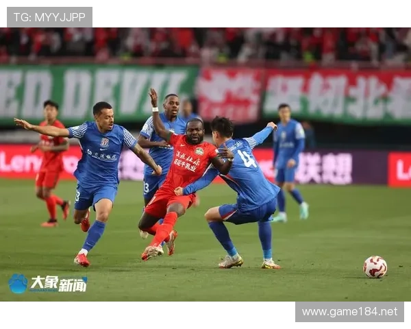 申花阵容稳如磐石,但战术新意能否持续兑现正对赛季走势形成考验