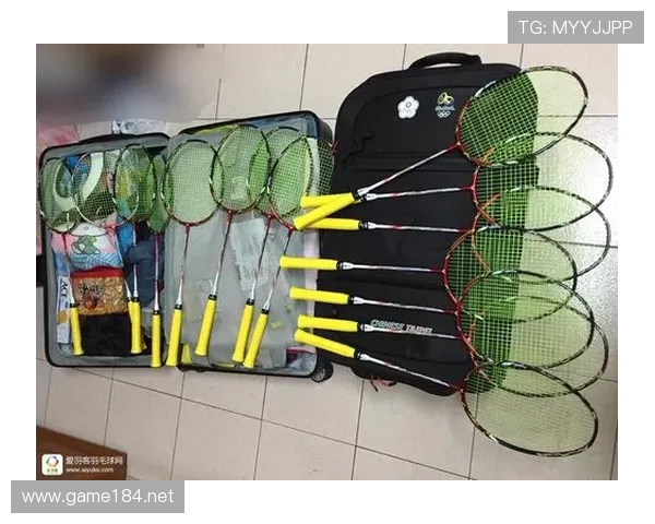 戴资颖逛街照又上热搜，她随手拎的包我只敢在梦里买