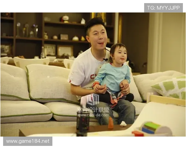 李小鹏训练时像隐形富豪，出手豪气到连器械都奢侈炸了