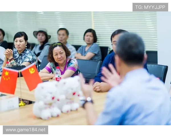 管晨辰家的猫都比我会理财